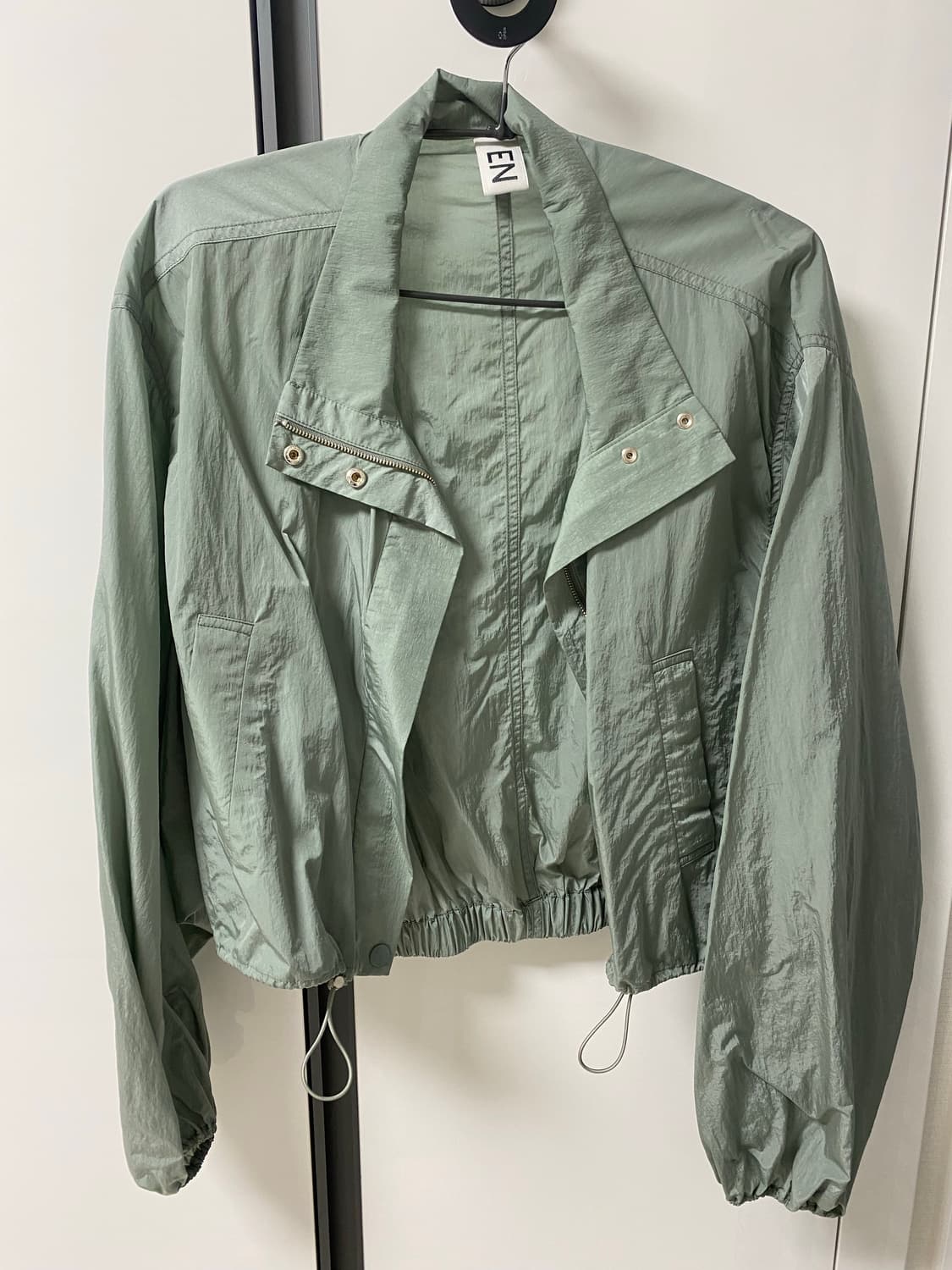 enor NYLON GLOSSY WIND JUMPER GREEN 상품이미지6