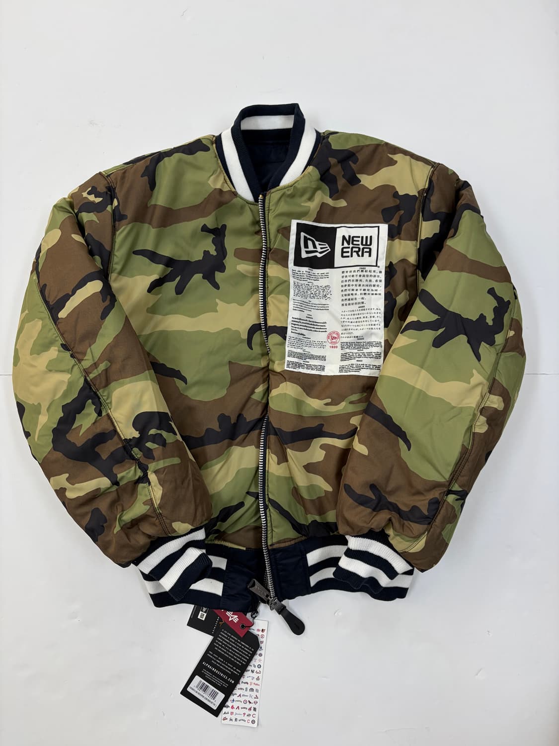 알파인더스트리×뉴에라 뉴욕 양키스 리버서블 MA-1 패딩 자켓 상품이미지6