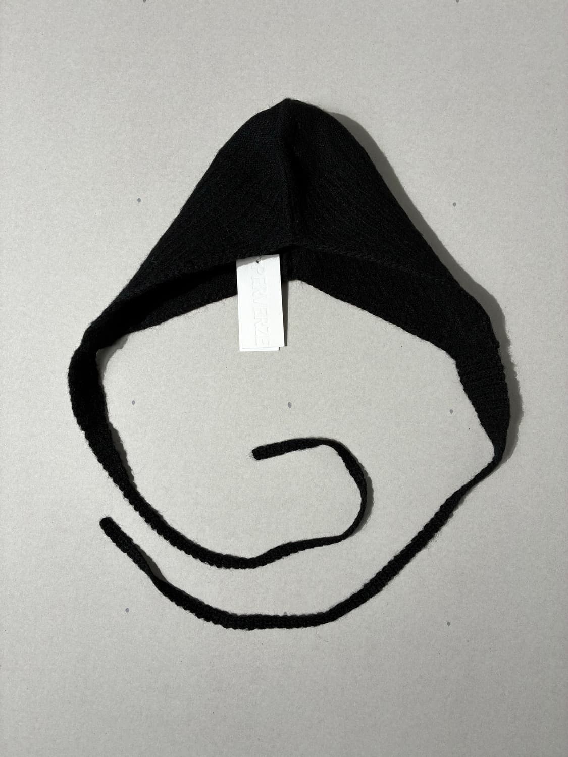 퍼버즈 니트 헤드 드레스 이어플랩 비니 블랙 상품이미지2