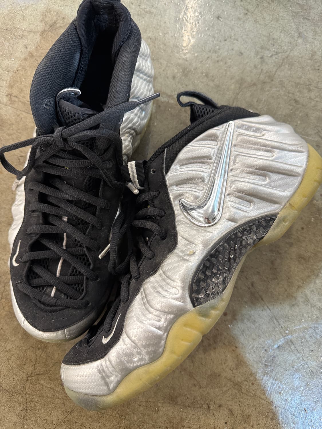 나이키 에어 폼포짓 실버 285mm 상품이미지6