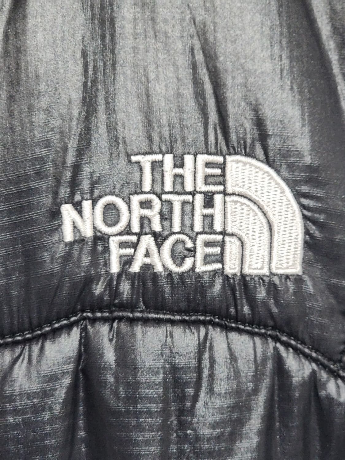 (105) 노스페이스 경량패딩 점퍼 블랙 아웃도어 자켓  상품이미지4