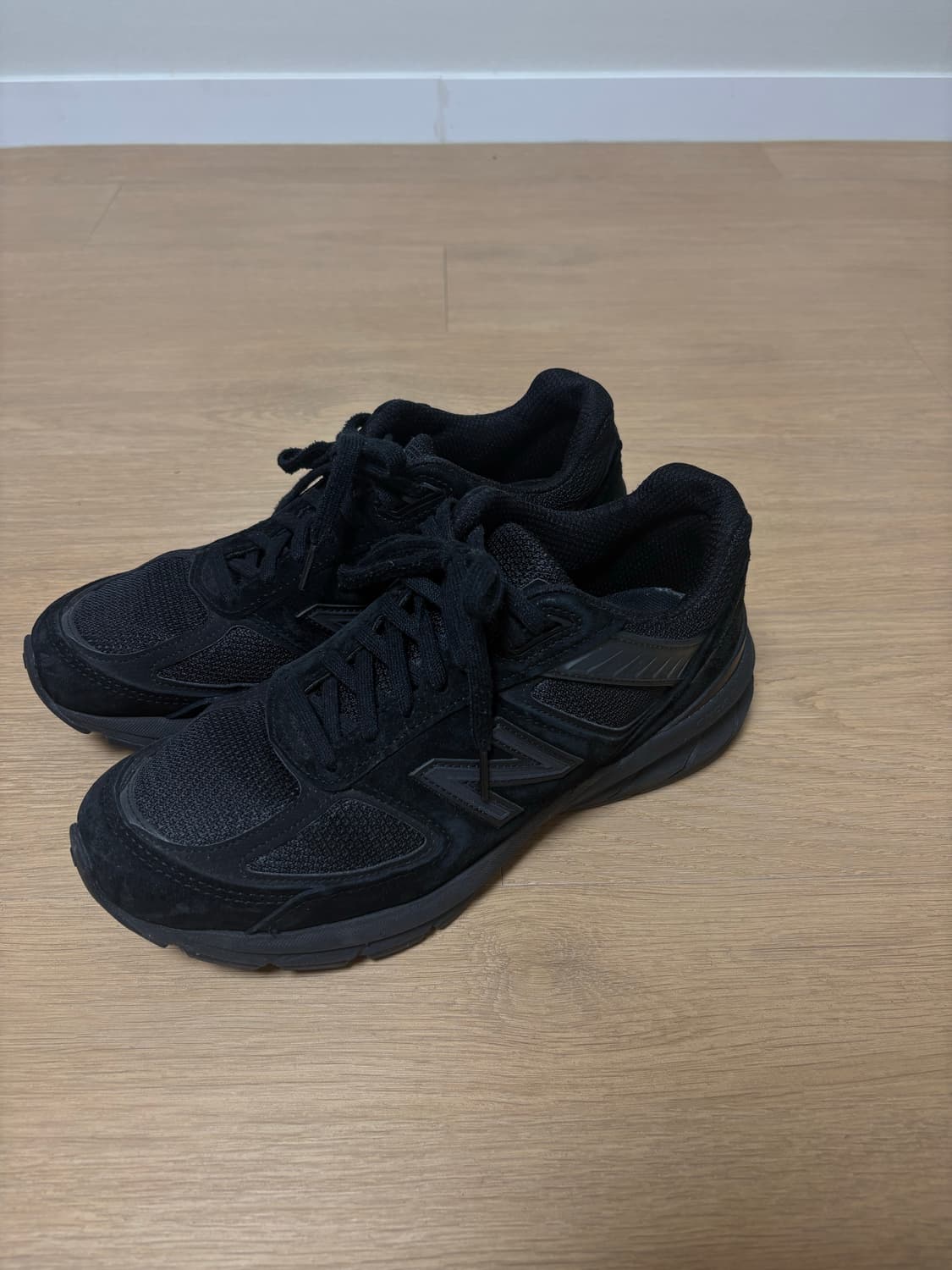 뉴발란스 990v5 트리플블랙 Made in USA 상품이미지2