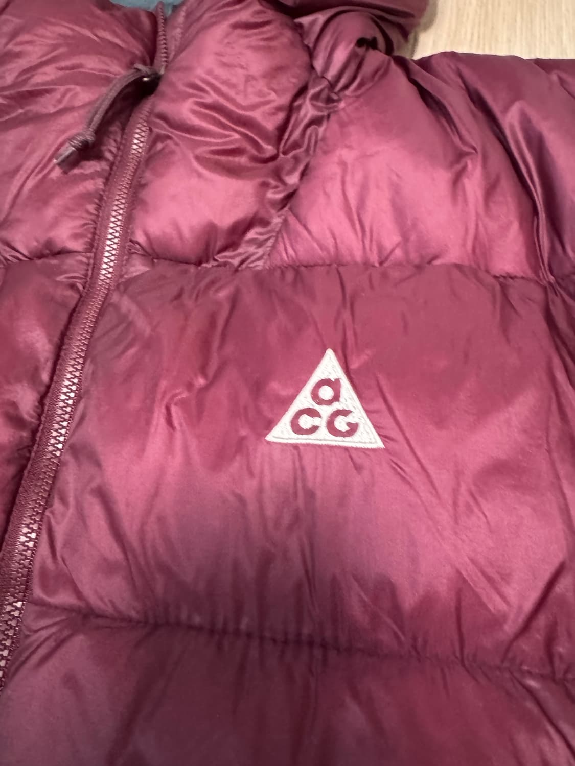 새상품급 나이키 Acg  써미핏 루나레이크 자켓 마룬s 100 패딩판매  상품이미지2