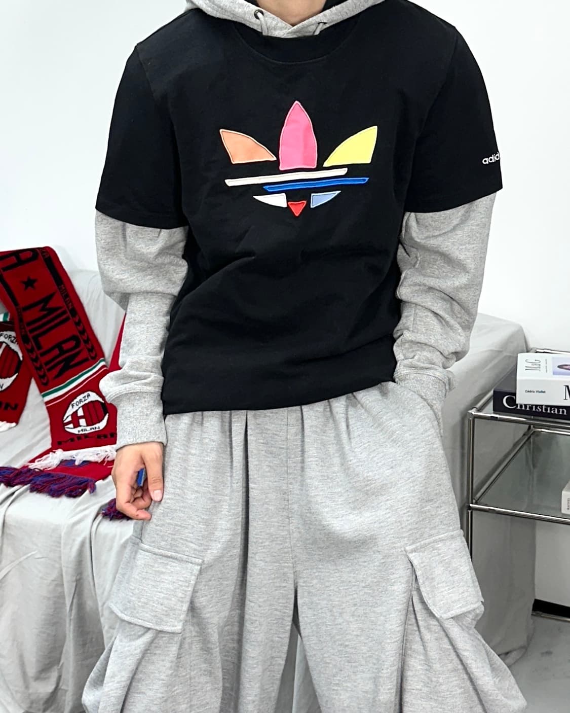아디다스 블랙 멀티 트레포일 반팔티 L 상품이미지2