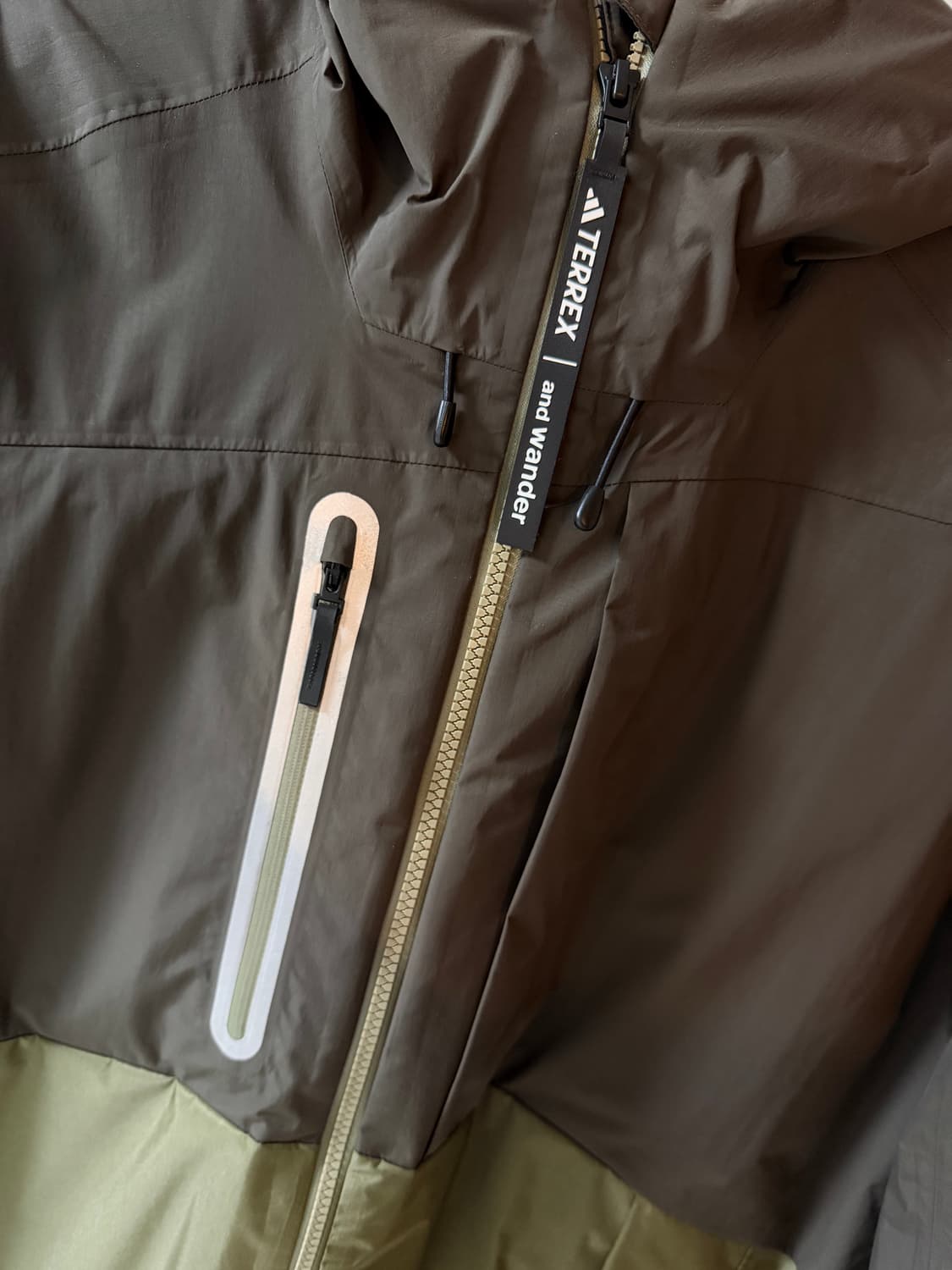 앤드 원더 x 아디다스 테렉스 콜라보 레인 코트 카키 L 상품이미지3