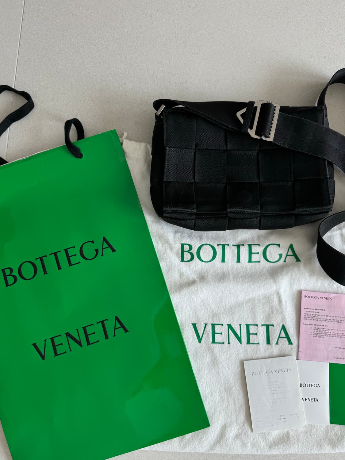 보테가보네타 크로스백 상품이미지1