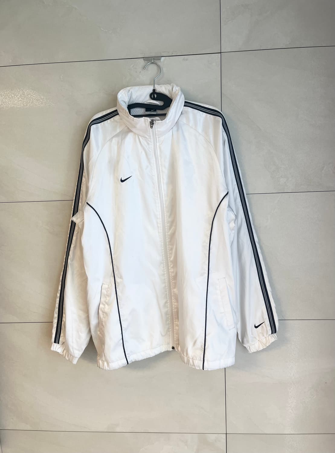 나이키 재팬라인 스우시 바람막이 자켓 화이트 (XL size) 상품이미지4