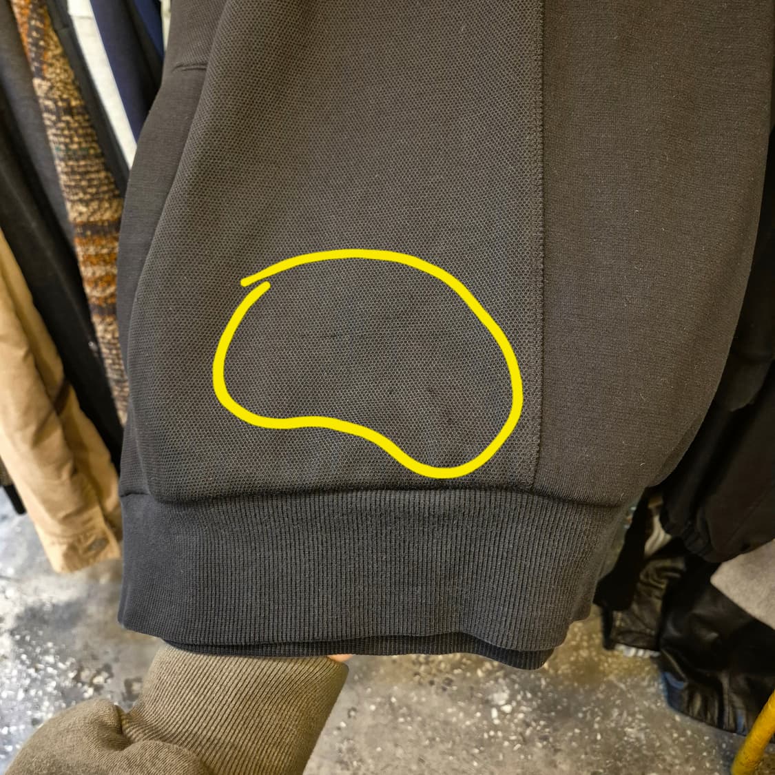 2XL 내셔널지오그래픽 블랙 맨투맨  상품이미지9