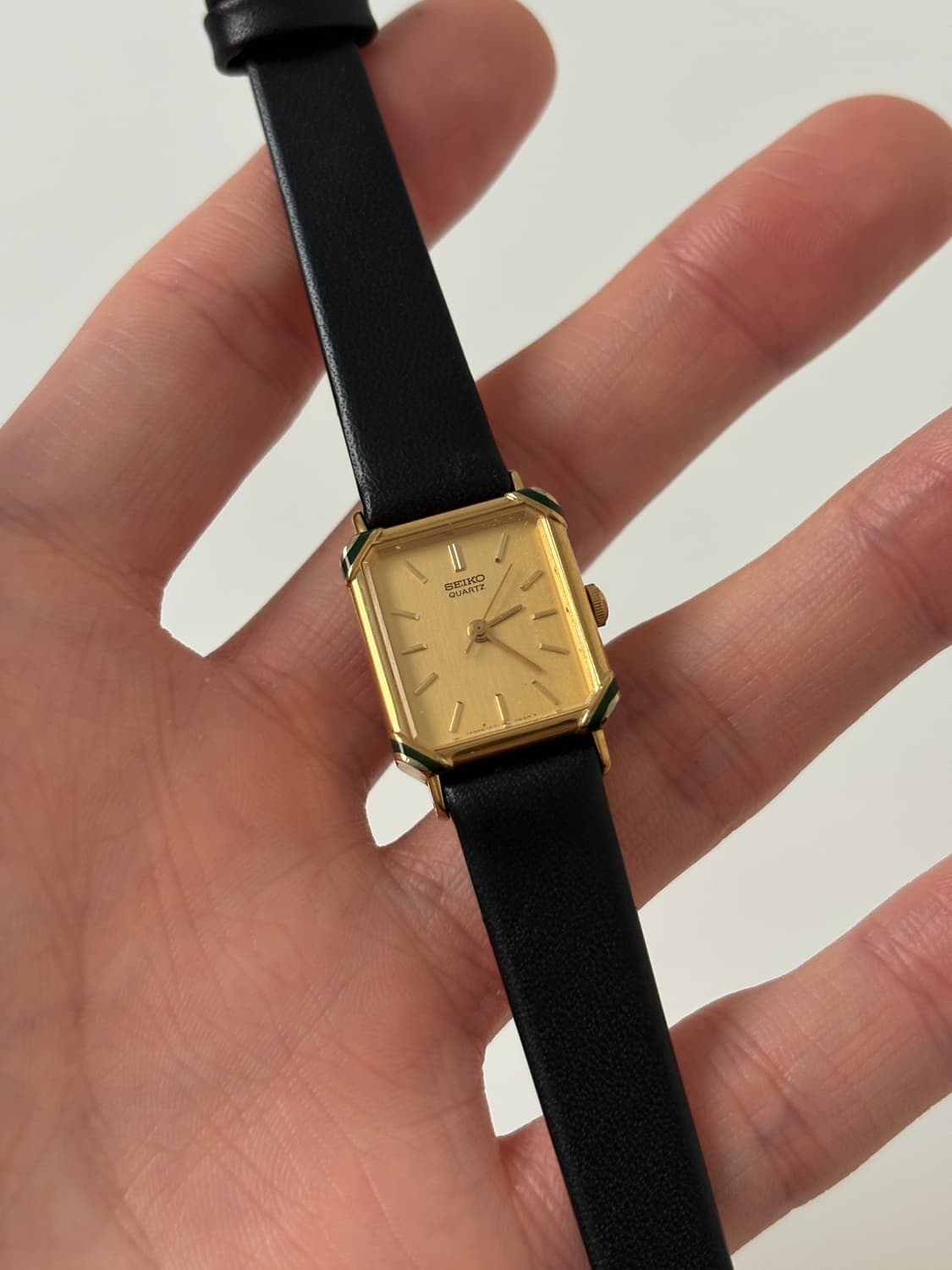 1980s Green Edge Square Ladies Quartz 상품이미지2