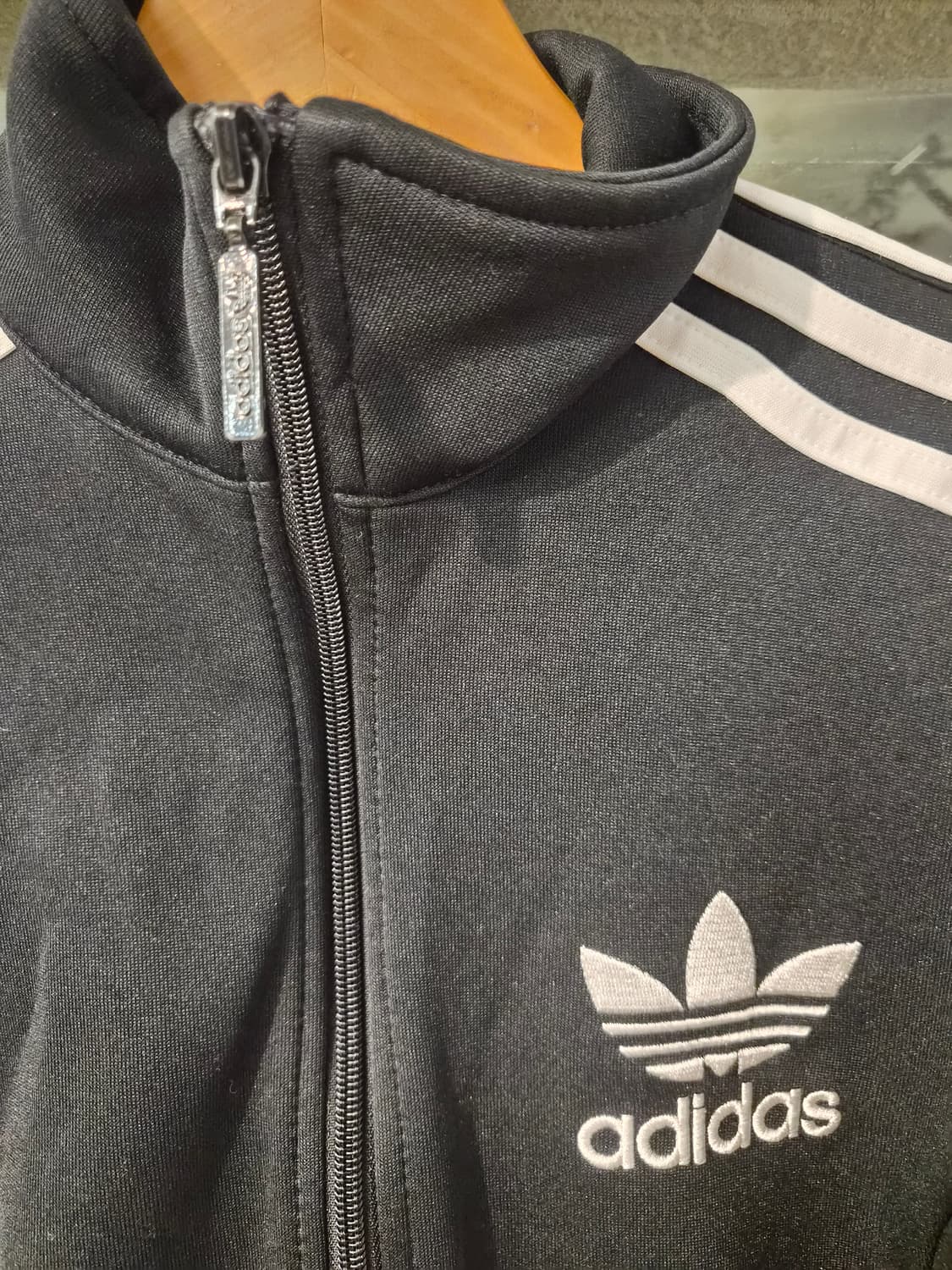 85) 아디다스 SPO 유로파 져지 블랙 팝니다 상품이미지3