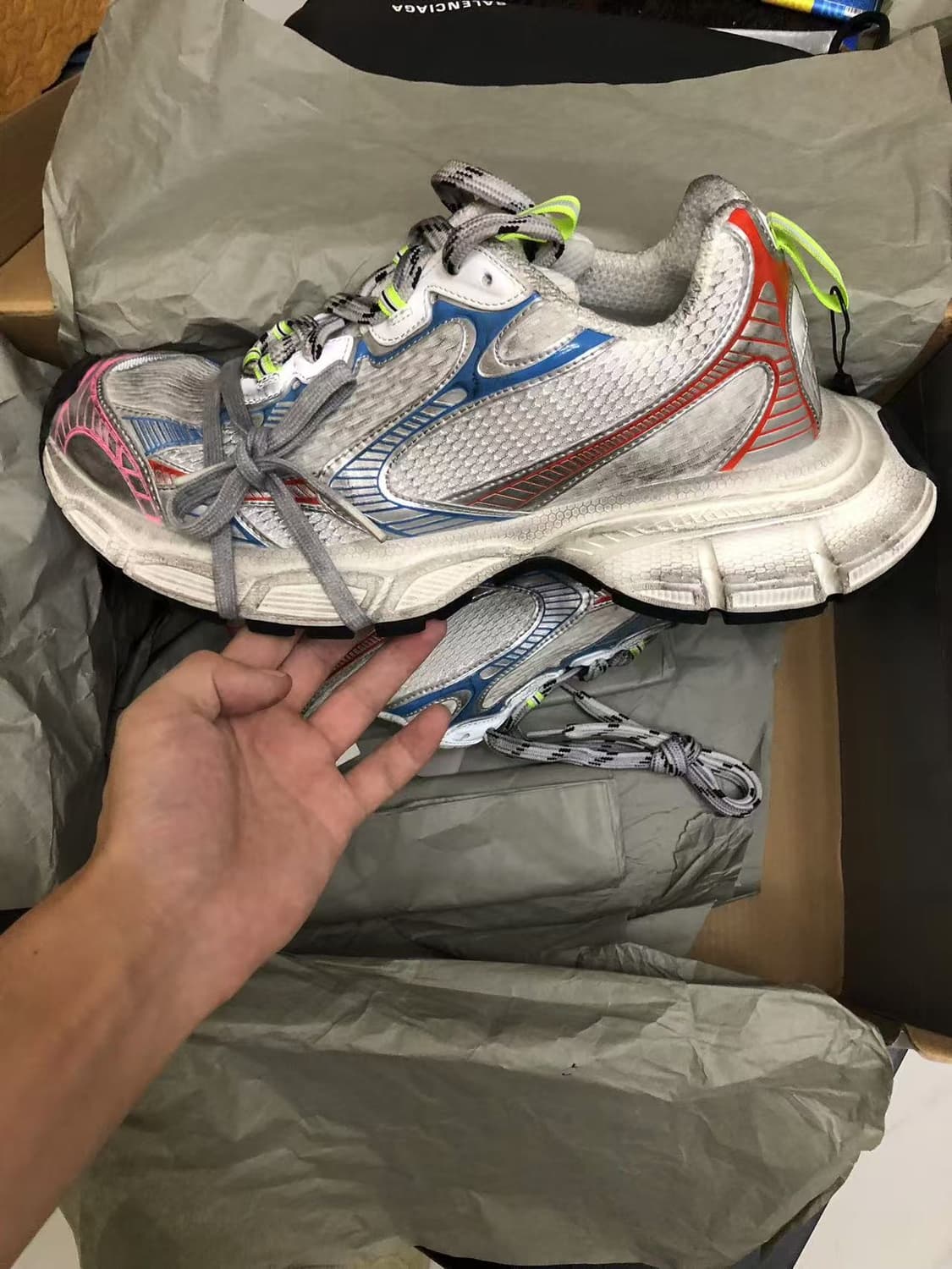 발렌시아가 3XL 멀티 스니커즈 상품이미지3