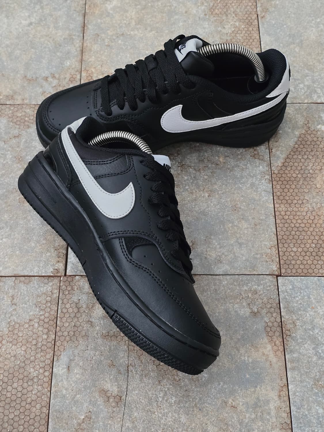 (230)나이키 감마 포스 블랙 화이트 상품이미지5