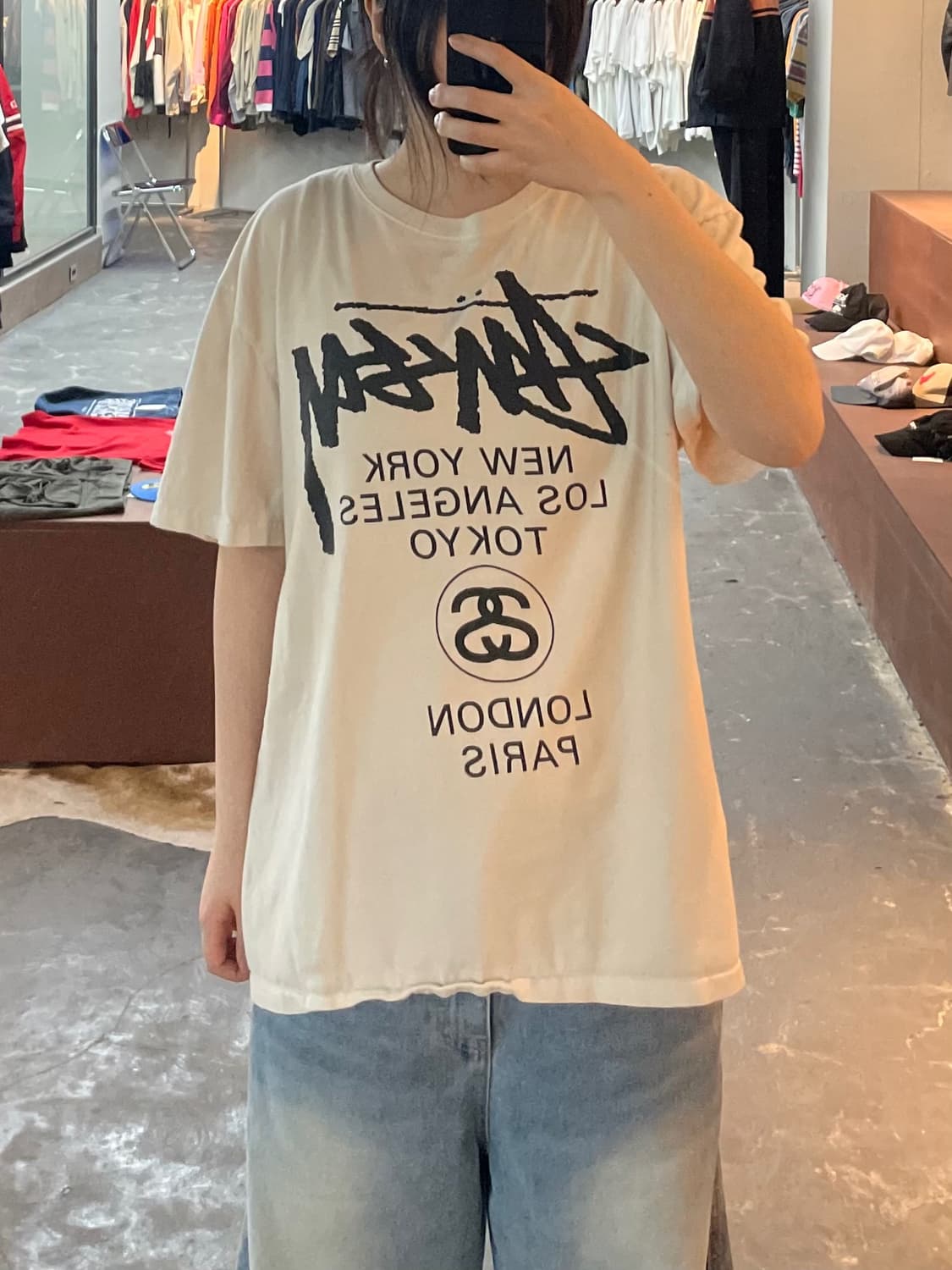 스투시 월드투어 로고 반팔 H2390 상품이미지1