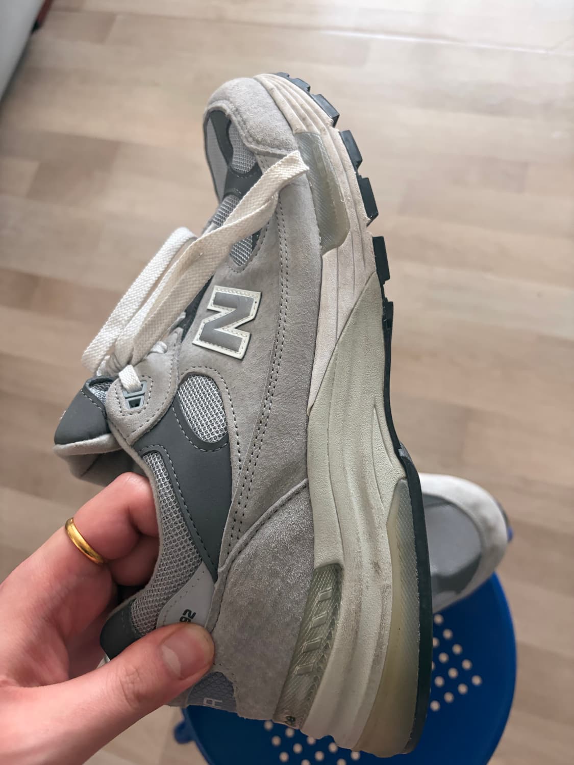 992 그레이 색상팝니다 310사이즈 상품이미지2