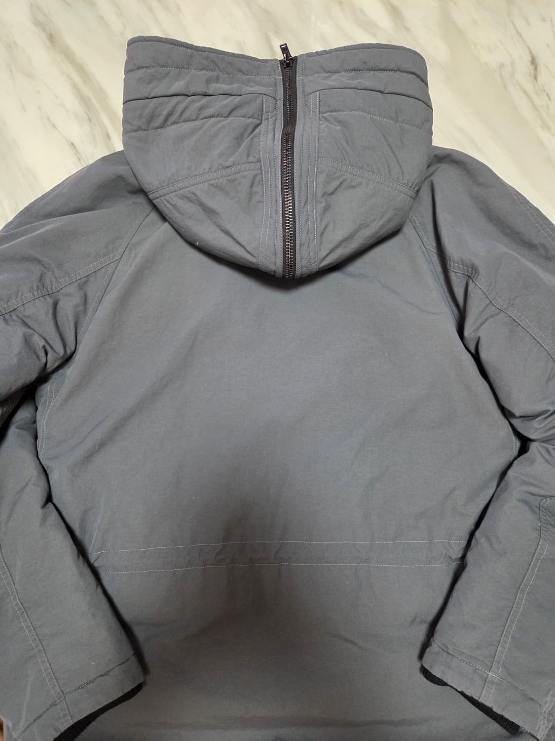 띠어리 구스 다운 패딩 상품이미지5