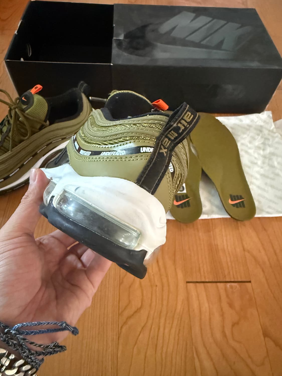 나이키 x 언디핏 에어맥스 97 상품이미지3