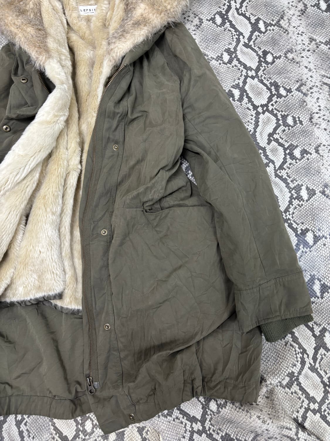 Grunge Mood Fur Trimming Parka 상품이미지7