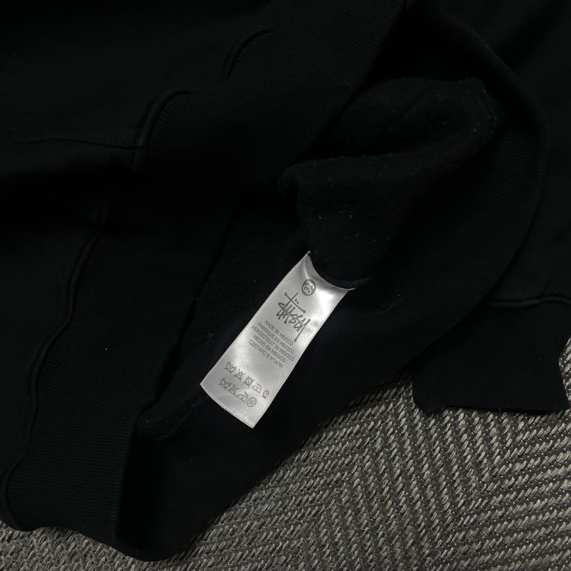 스투시 월드투어 후드집업 블랙y 5302 상품이미지5