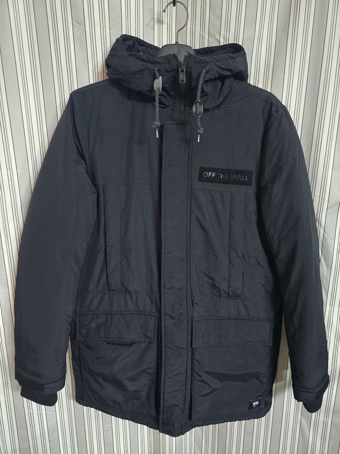 (M)[VANS] 반스 후드다운 패딩 점퍼 블랙 상품이미지1