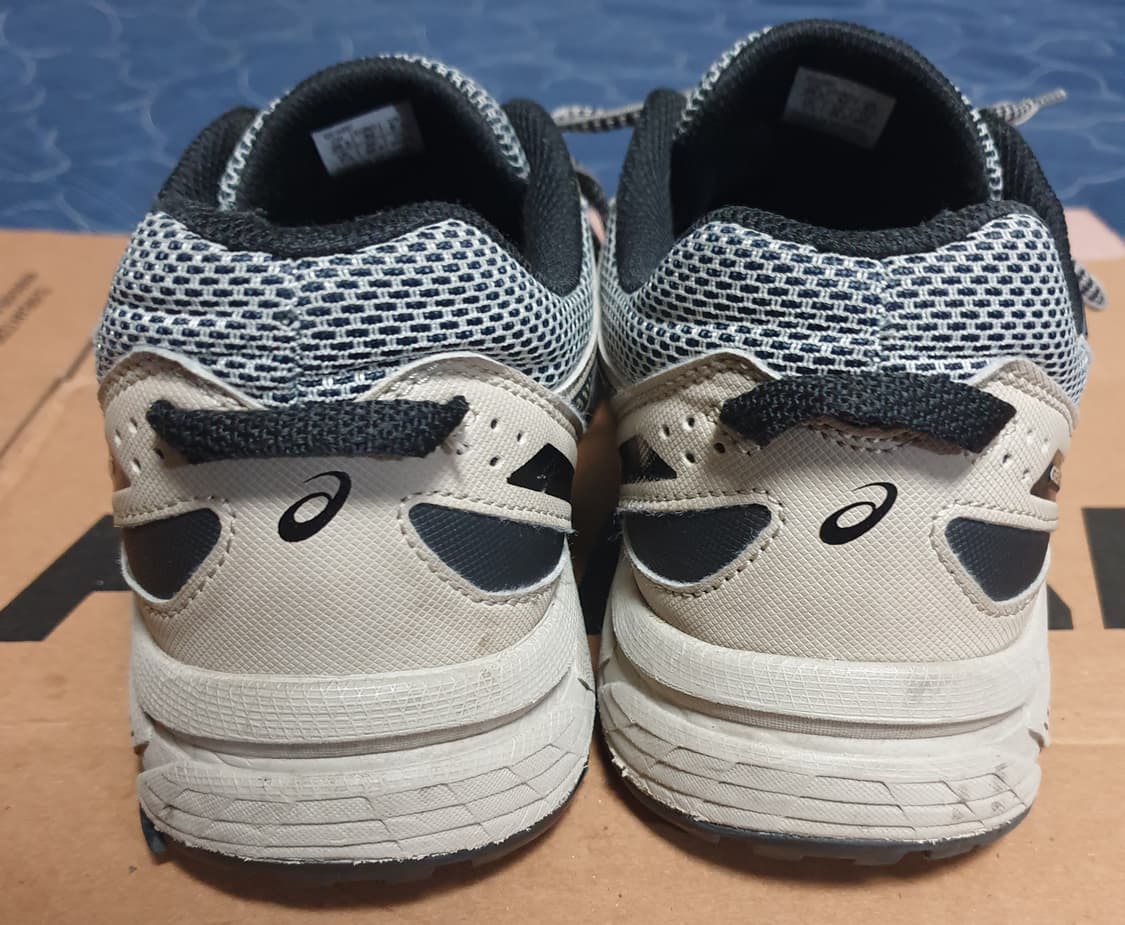 아식스 젤벤쳐6 페더 그레이 블랙 스니커즈 (265) 상품이미지4