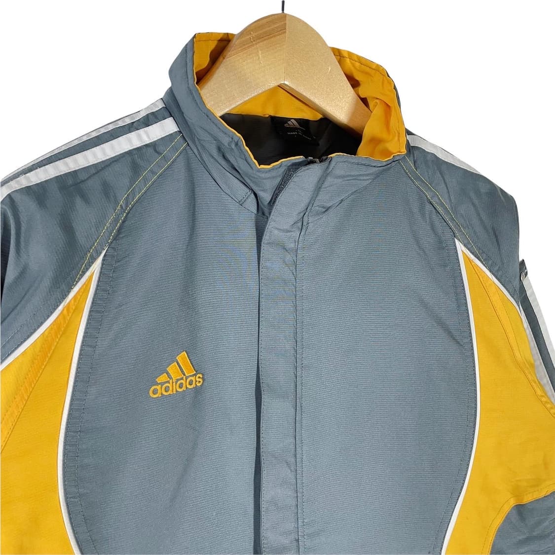 adidas windbreaker jacket 상품이미지3
