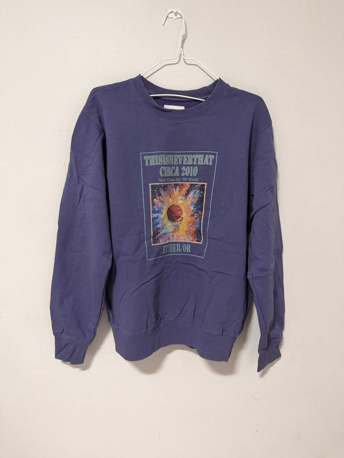 디스이즈네버뎃 바이올릿 맨투맨 상품이미지1