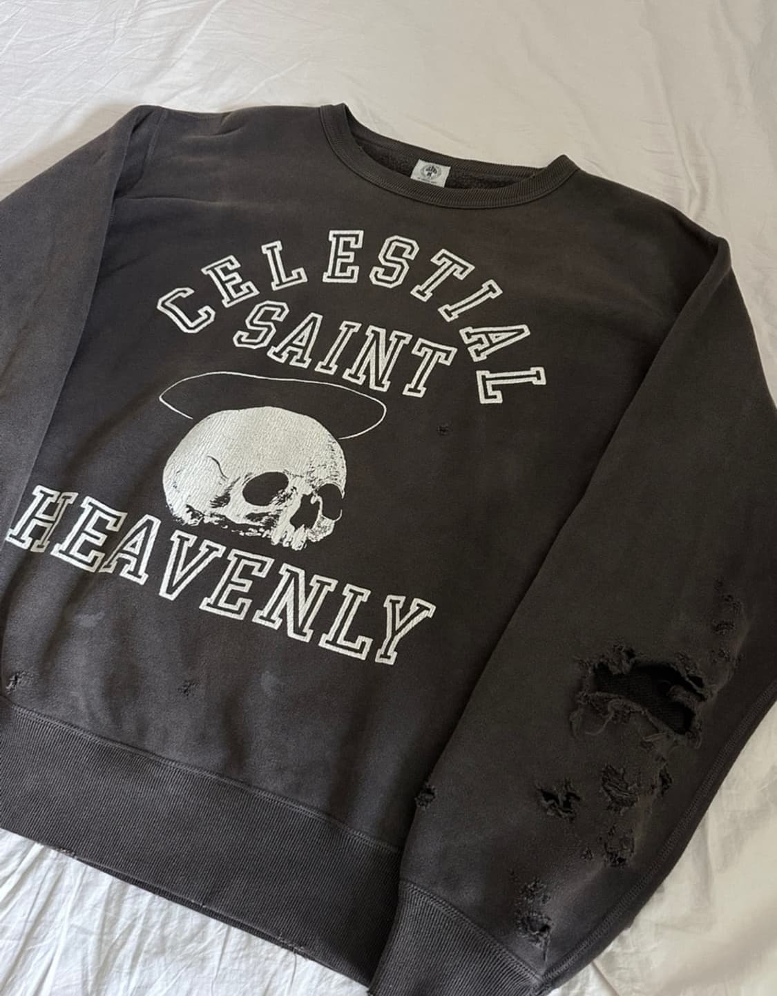 세인트 미카엘 맨투맨 상품이미지2