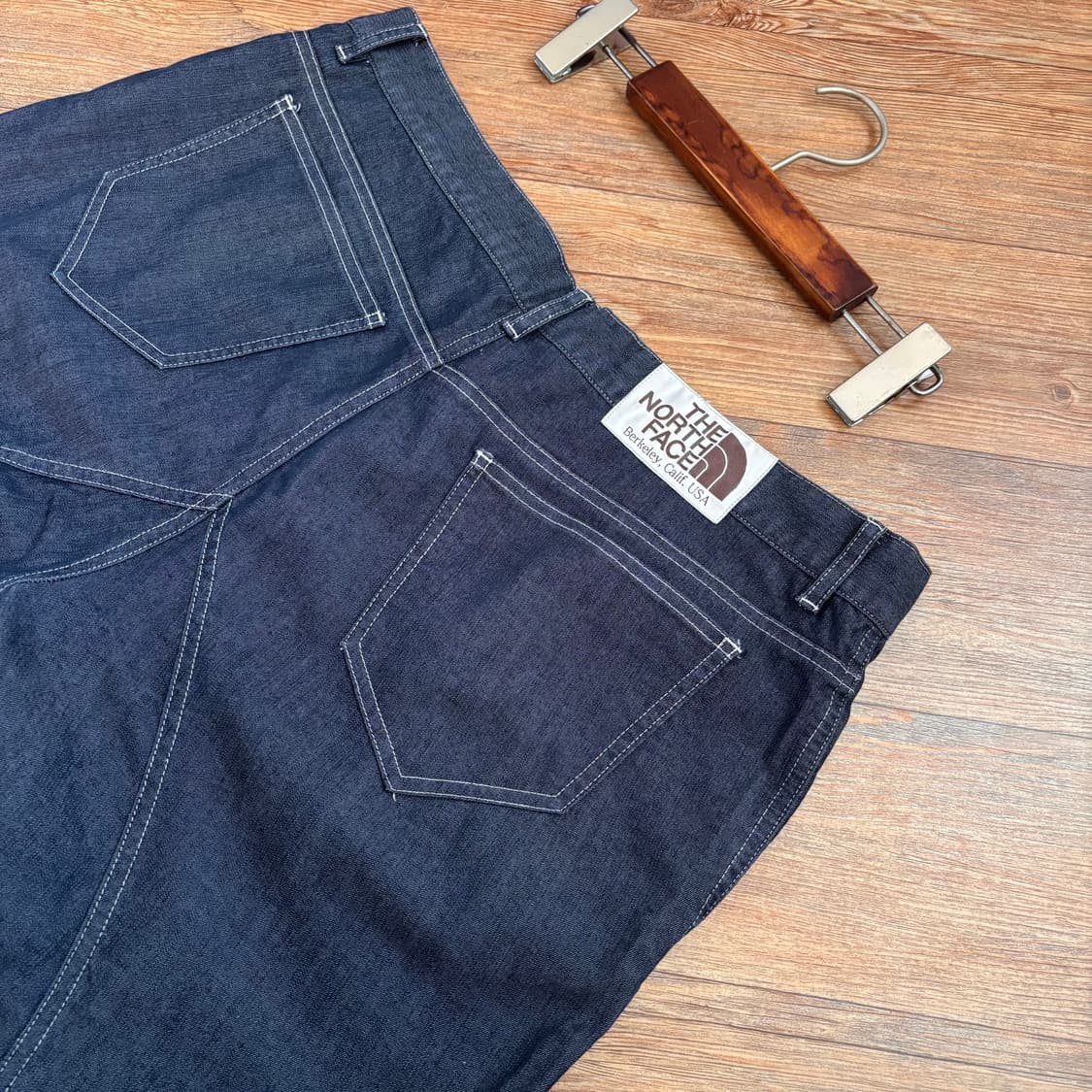 노스페이스 36 캐주얼 반바지 7부 체크 디테일 화이트 라벨 상품이미지9