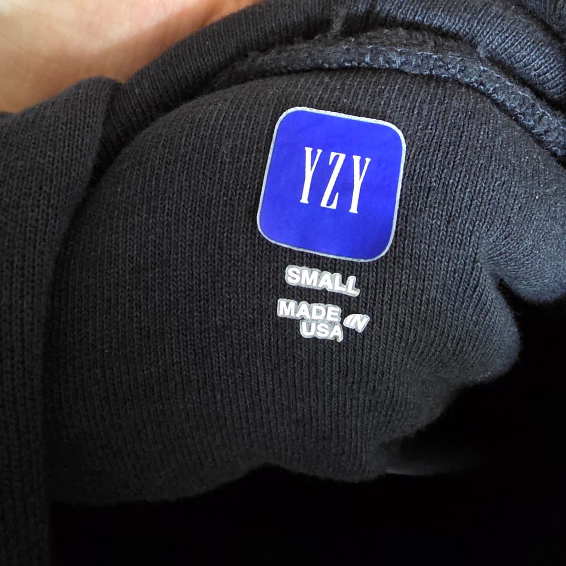 (s)yeezy gap 이지갭 도브후드 워시드블랙 상품이미지4
