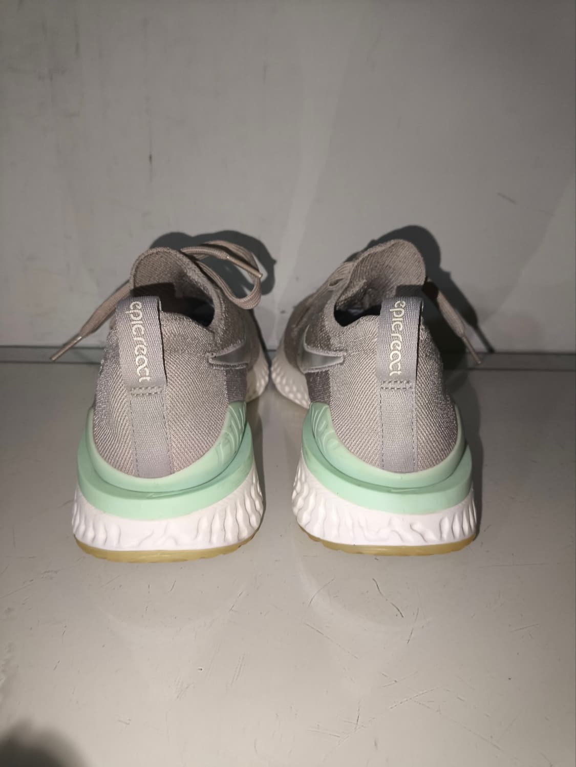 260mm 나이키 에픽 리액트 플라이니트2 운동화 상품이미지8