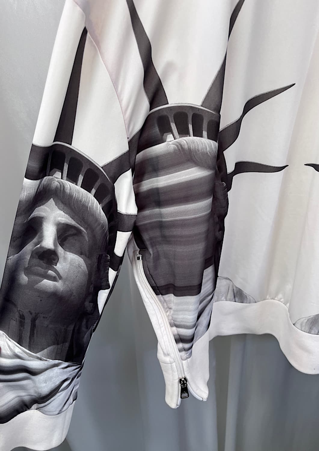 Neil Barrett 상품이미지2