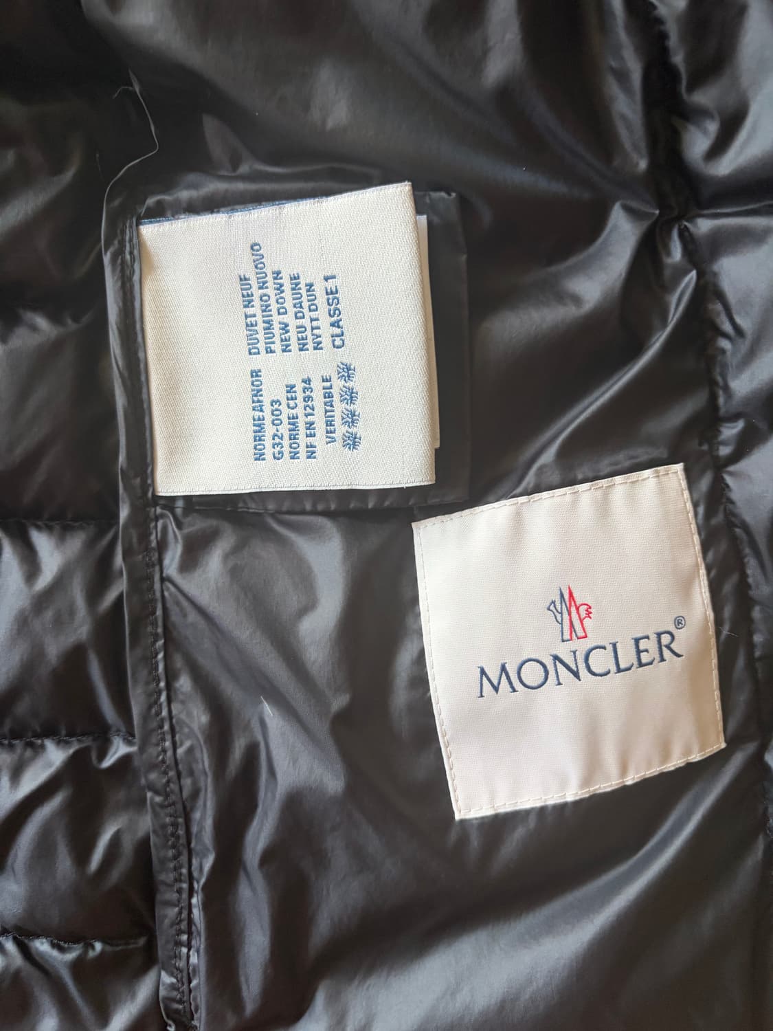 몽클레어 다운 경량패딩 상품이미지3