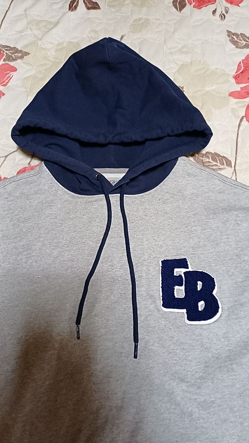 이벳필드 오버핏후드 실측100 가슴58 기장72 상품이미지2