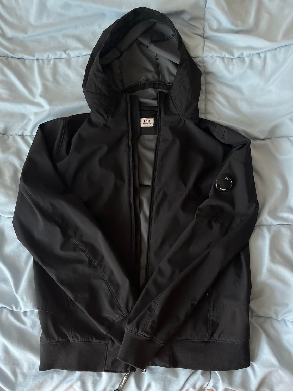 CP컴퍼니 블랙 후드 바람막이 48사이즈 상품이미지1