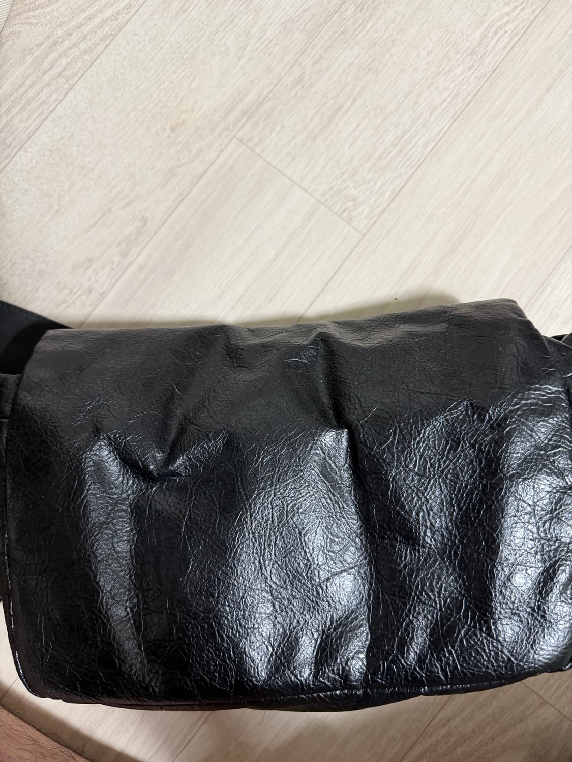 발렌시아가 모나코 스몰 크로스백 판매합니다 상품이미지2