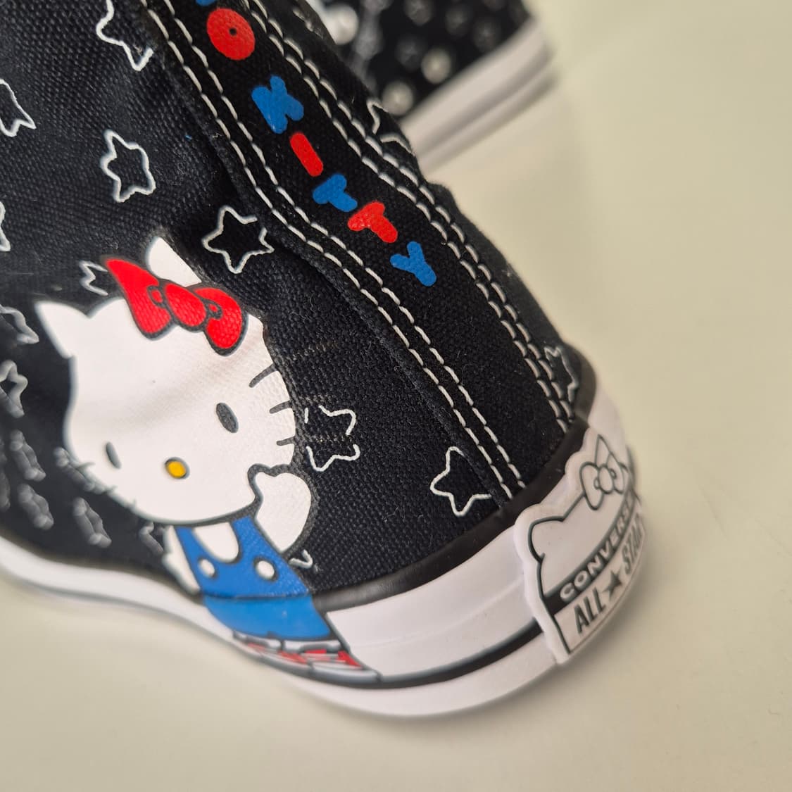 컨버스 척테일러 올스타 헬로키티 하이 250 상품이미지6