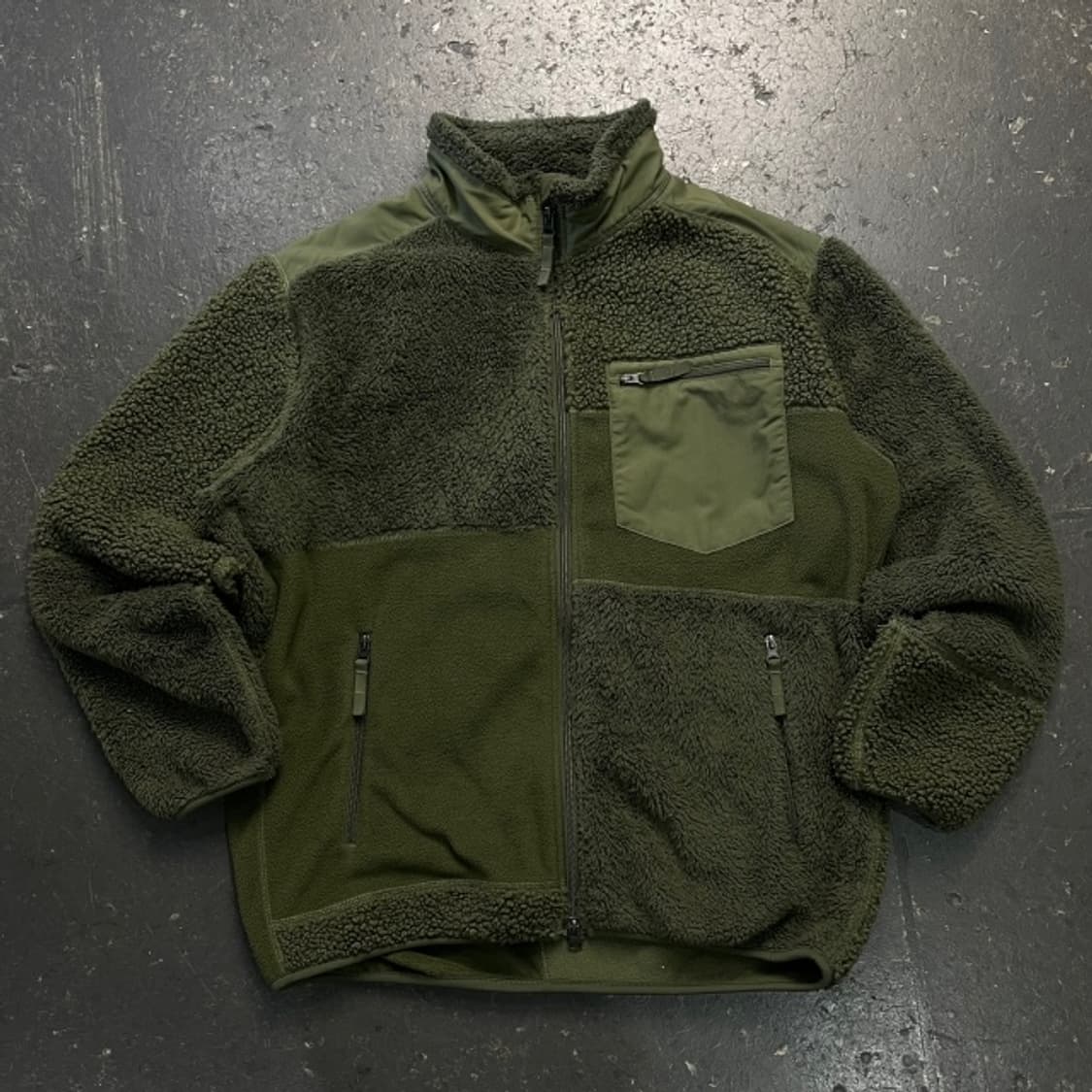 100 유니클로 x 엔지니어드 가먼츠 후리스 상품이미지1