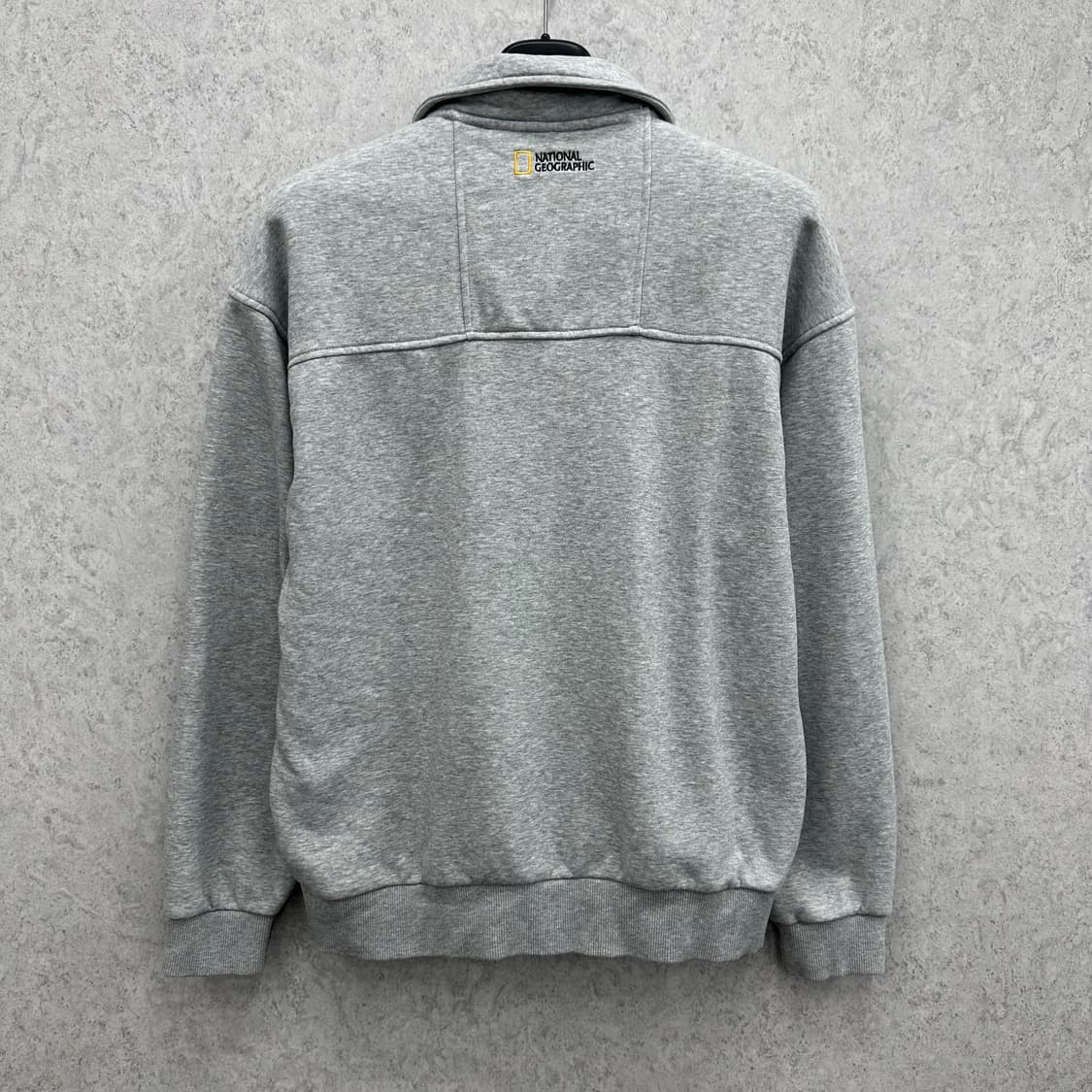 100 내셔널지오그래픽 남자 루즈핏 반집업 카라 맨투맨 상품이미지2