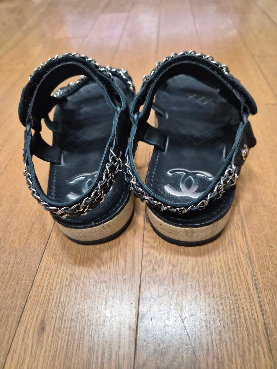 (정품) 샤넬 24SS 벨크로 샌들 38 (명품 여자 신발 슬리퍼 뮬 스 상품이미지3