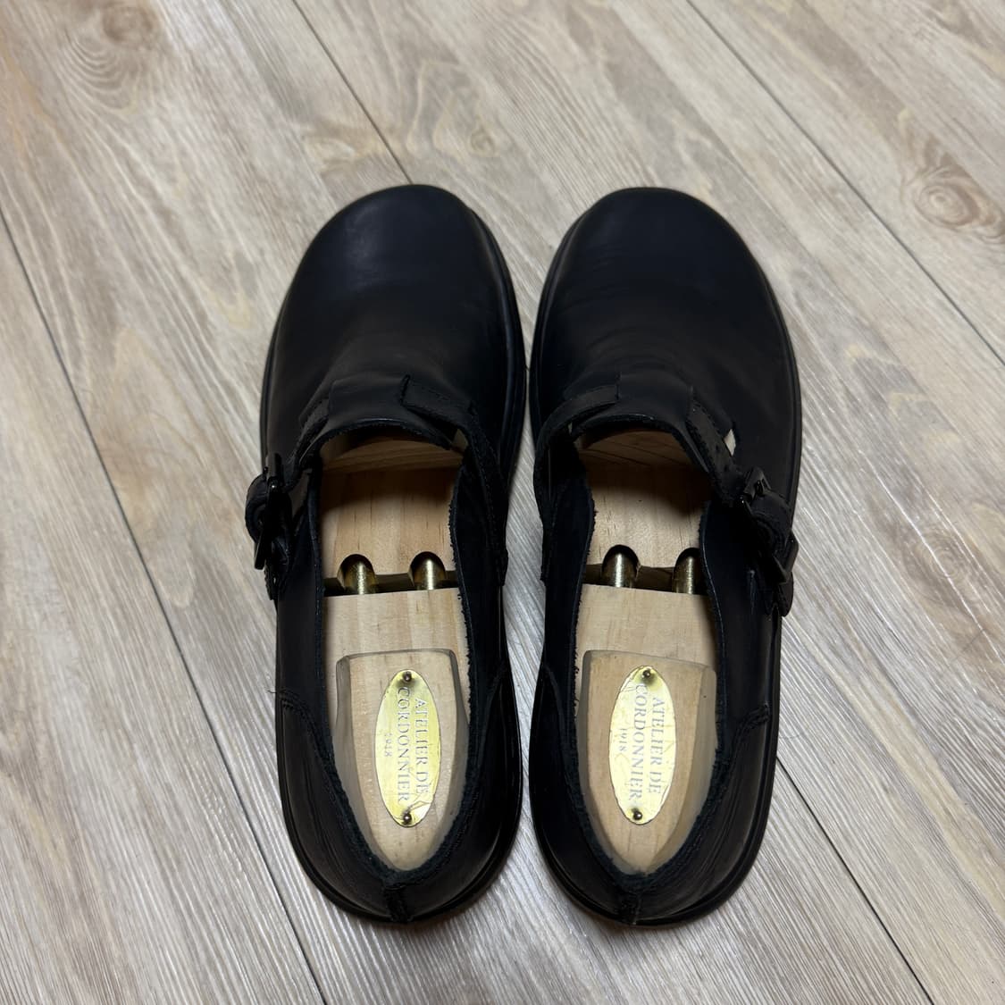 uk8,270) 239,000원 닥터마틴 패트리샤 블랙 상품이미지3