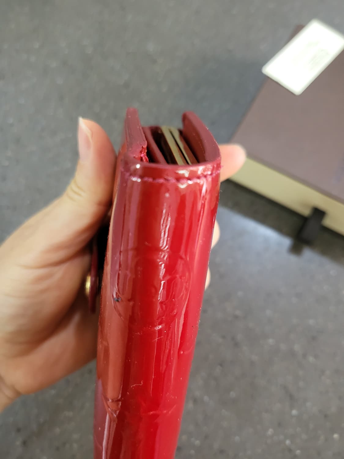 (정품)루이비통 모노그램 버시니 레드 지갑 상품이미지8