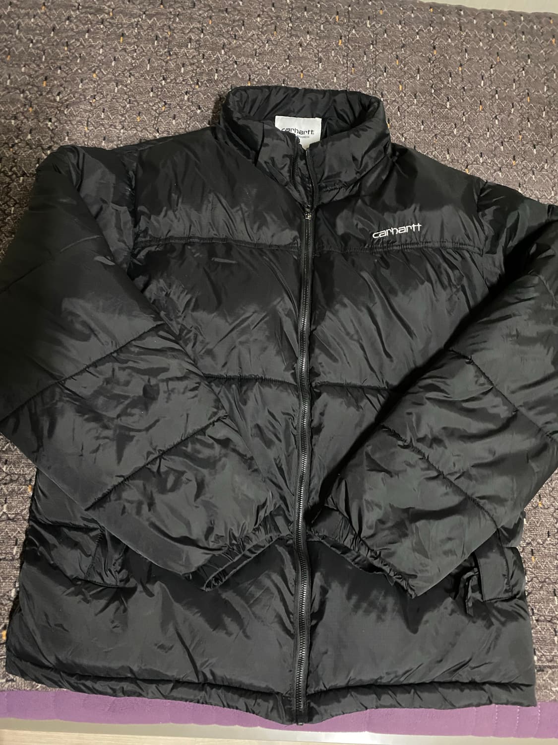 칼하트 패딩 점퍼 블랙 상품이미지1