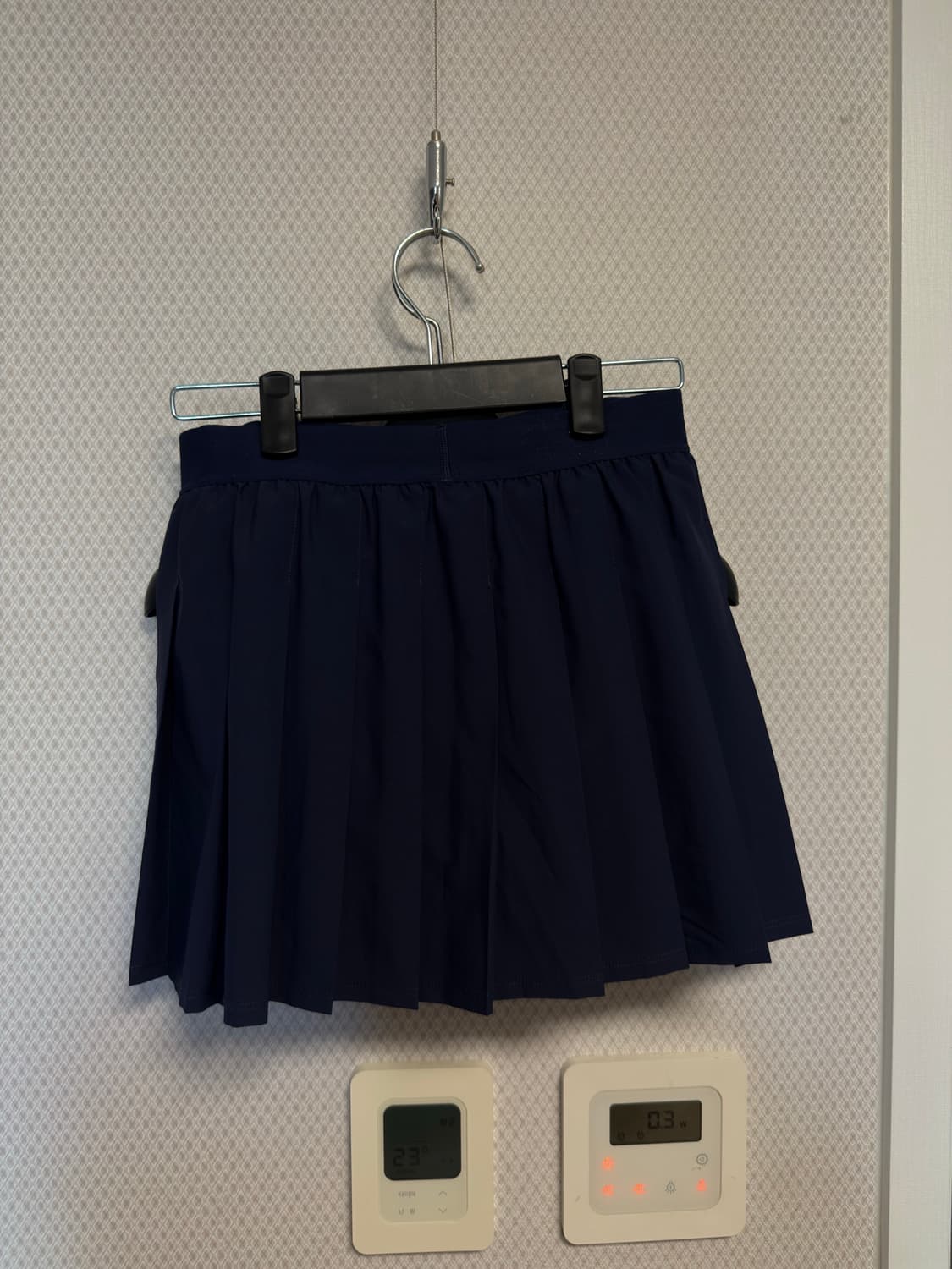 알로 alo 네이비 플리츠 요가 스커트 xs 상품이미지2