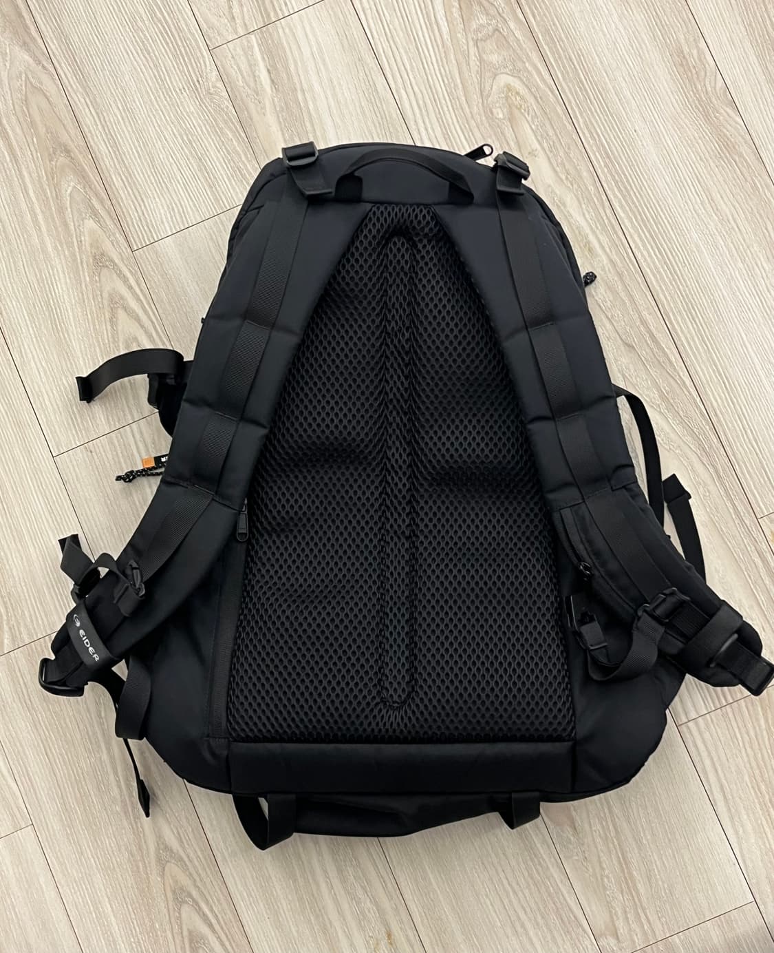 아이더 코듀라 블랙 백팩 상품이미지2