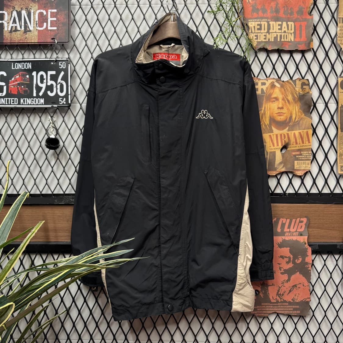 00s 카파 올드스쿨 바람막이 전면 오미니 로고 포인트 블랙 상품이미지1