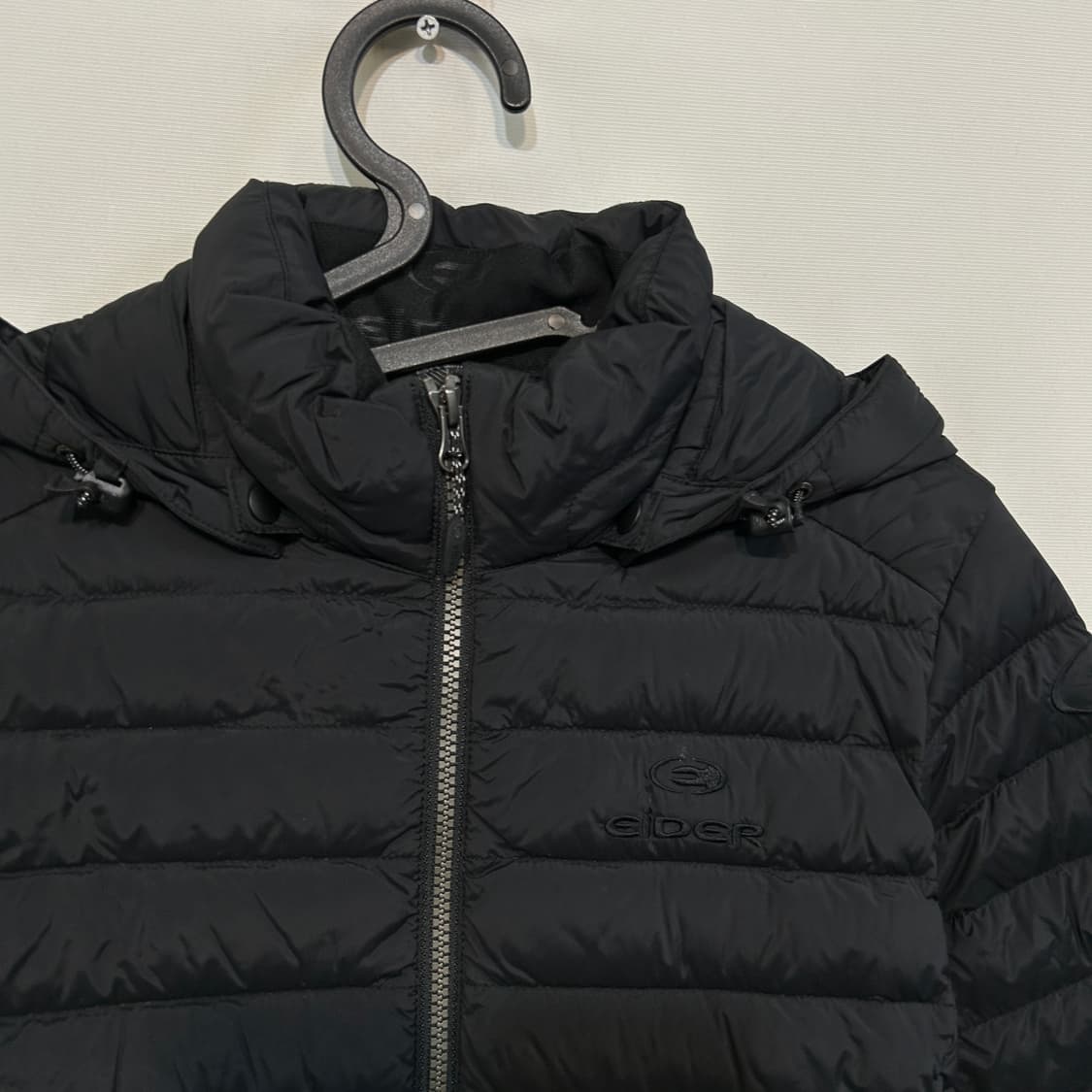 아이더 여성 거위털 경량패딩 90 상품이미지2