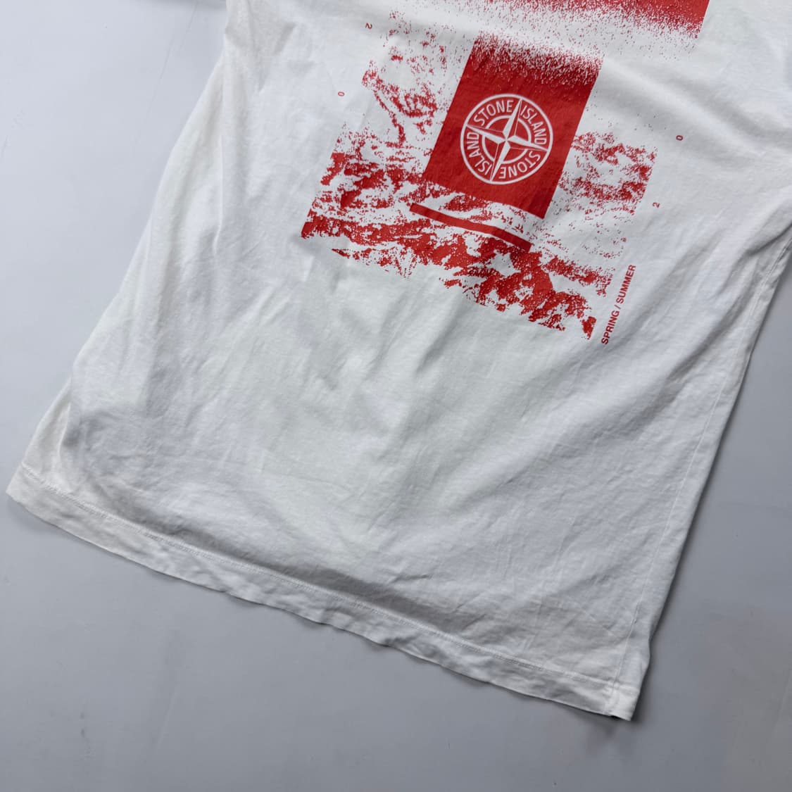 스톤아일랜드 백 스프레이 로고 반팔 티셔츠 상품이미지9