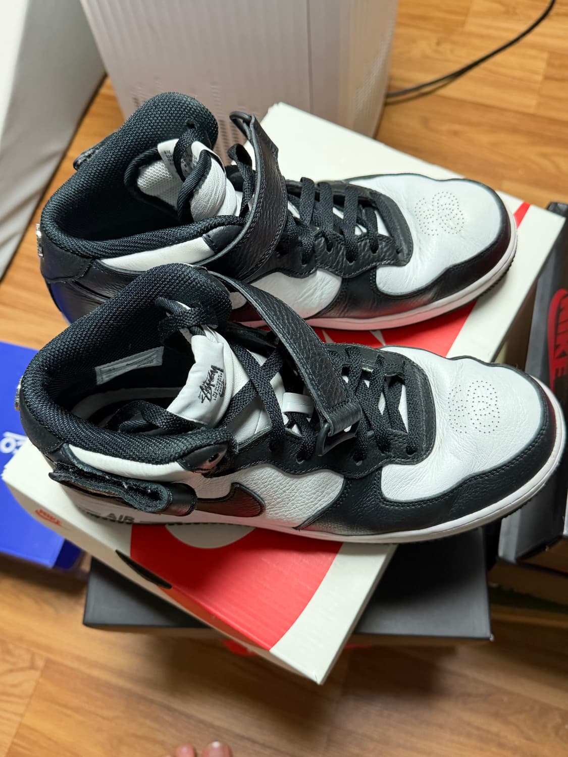 나이키 스투시 포스 미드 275 상품이미지1