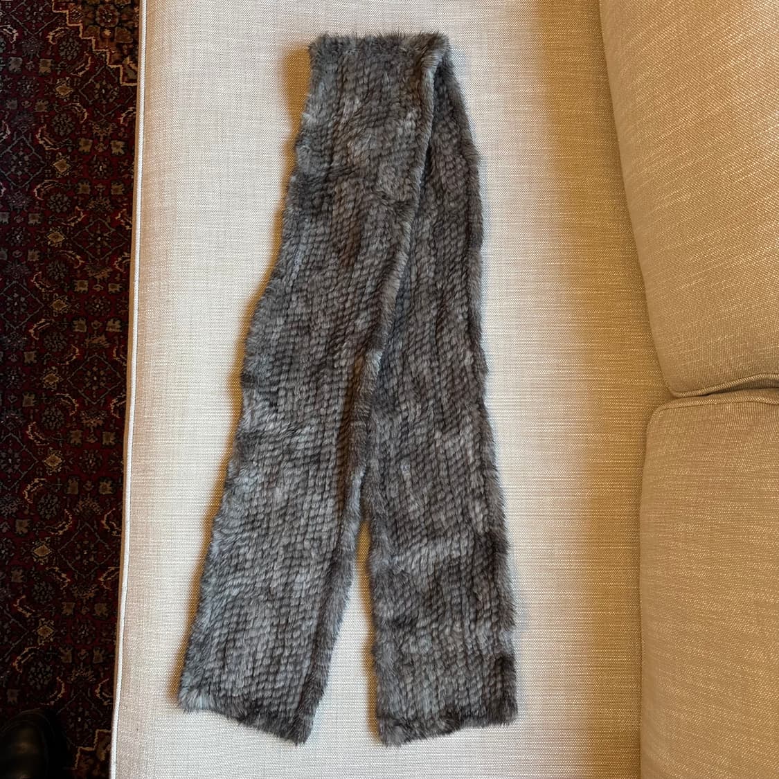 천연밍크 니팅 목도리 딥그레이 상품이미지3