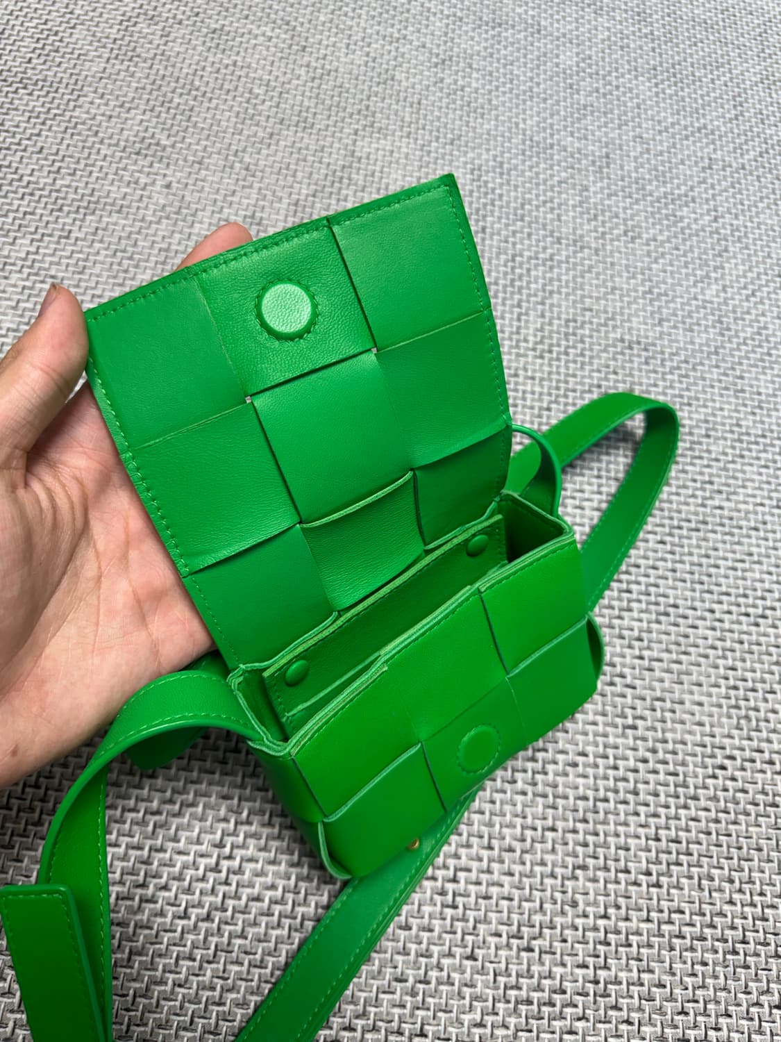 보테가베네타 카세트백 미니 가방 상품이미지3